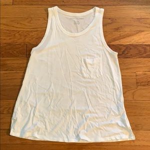 White American Eagle tank top